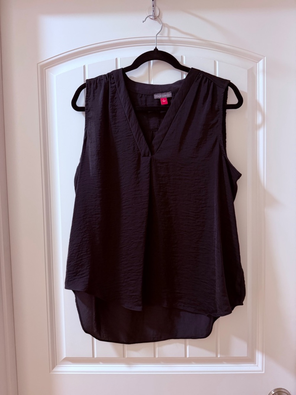 Vince Camuto Black Sleeveless V-Neck Blouse